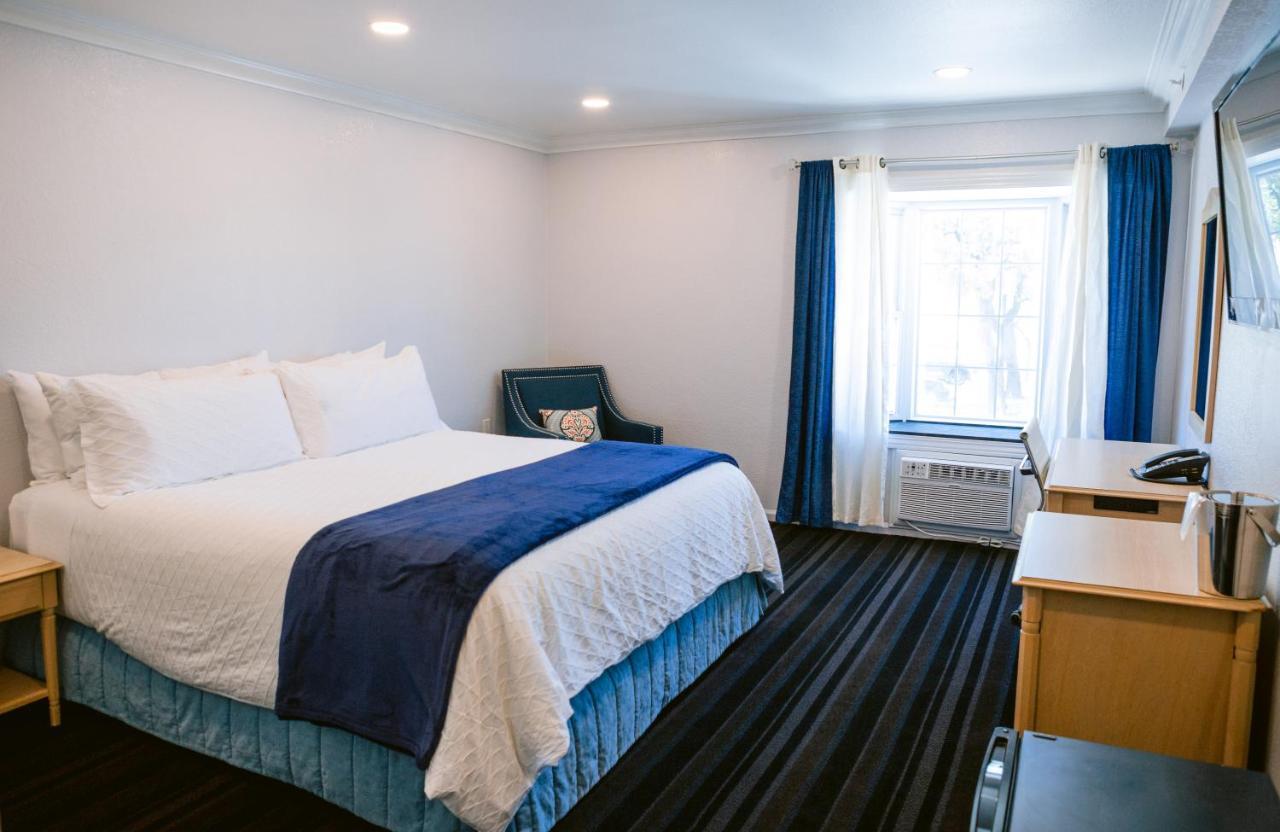 Napa Valley Hotel & Suites Eksteriør bilde